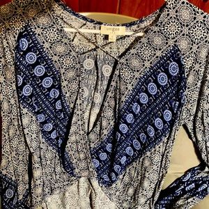 Umgee blouse size small